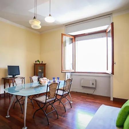 Apartment Marconi 7- Centre Sit